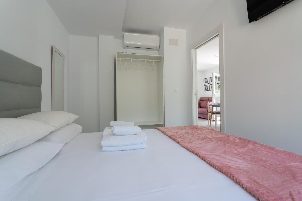 Solpor Galitrips - Apartamentos Corcubión מראה חיצוני תמונה